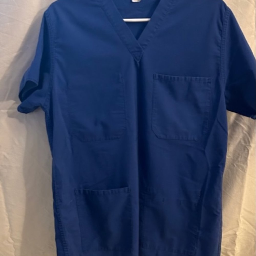Reversible new without tag scrubs. Perfect condition, smoke free and animal free